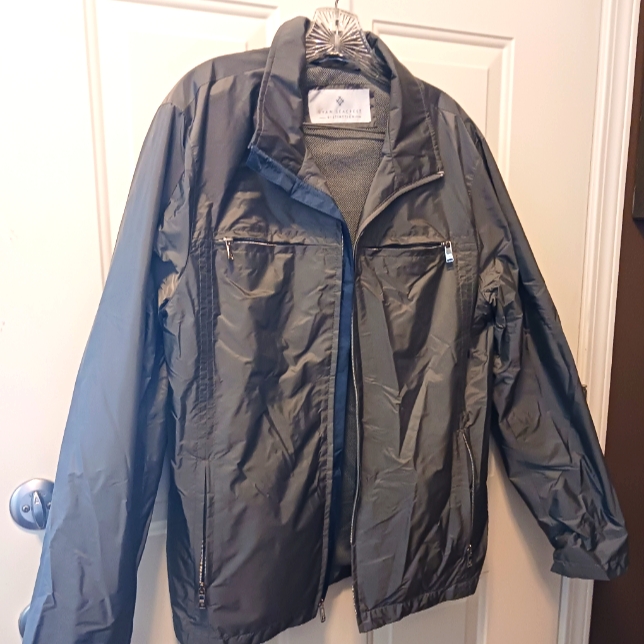 Ryan Seacrest Lightweight Jacket
